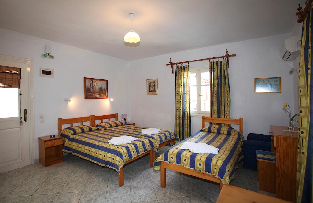 סקופלוס טאון Alexandros Rooms & Studios מראה חיצוני תמונה
