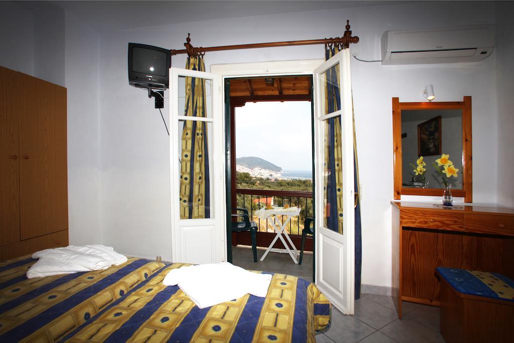 סקופלוס טאון Alexandros Rooms & Studios חדר תמונה