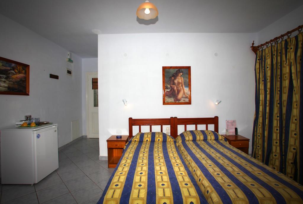 סקופלוס טאון Alexandros Rooms & Studios חדר תמונה