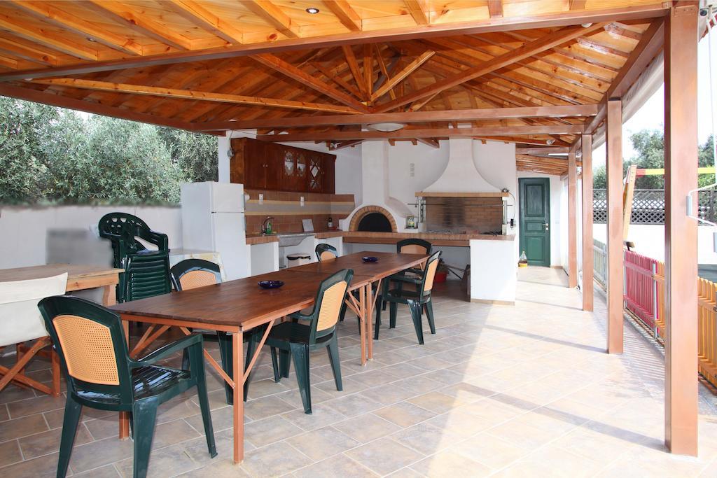 סקופלוס טאון Alexandros Rooms & Studios מראה חיצוני תמונה