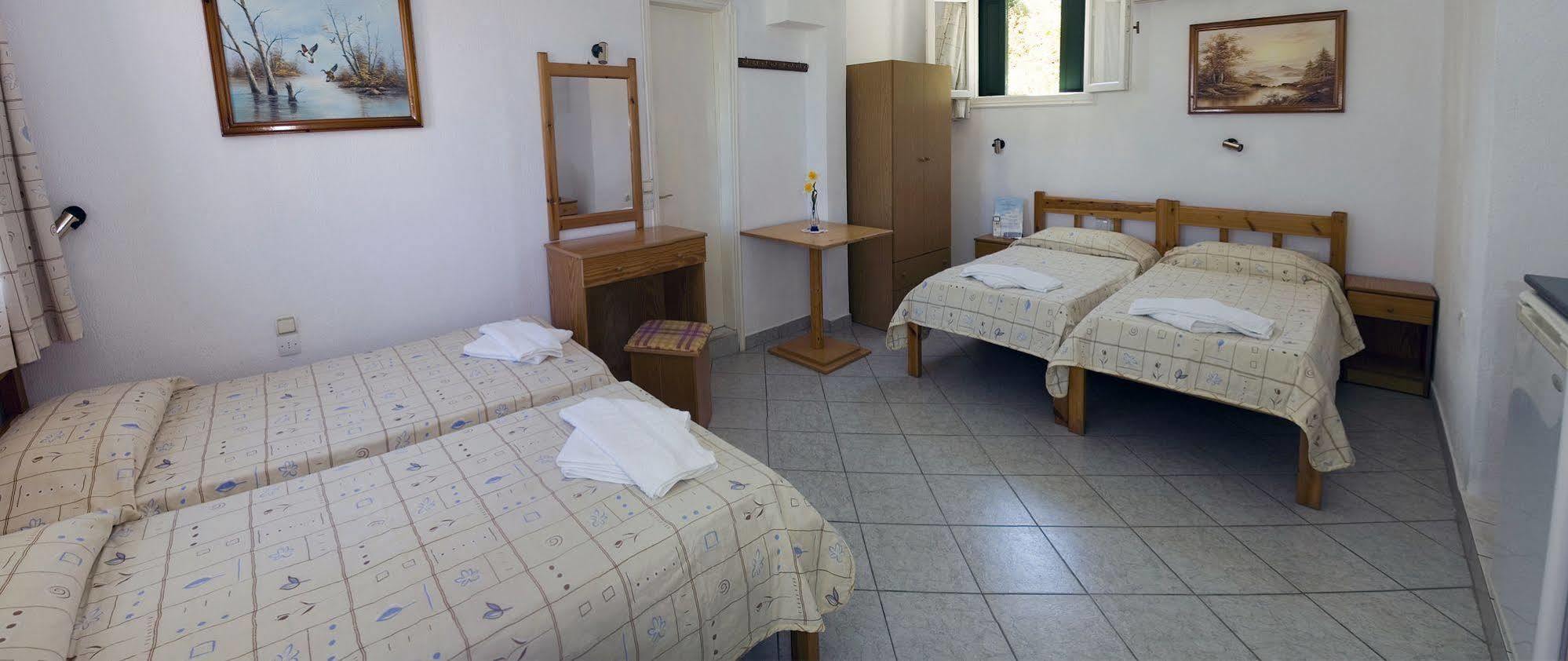 סקופלוס טאון Alexandros Rooms & Studios מראה חיצוני תמונה